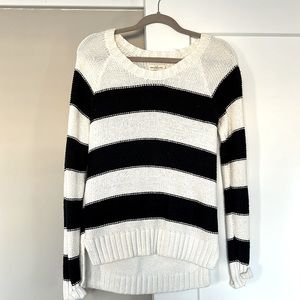 Abercrombie & Fitch Sweater